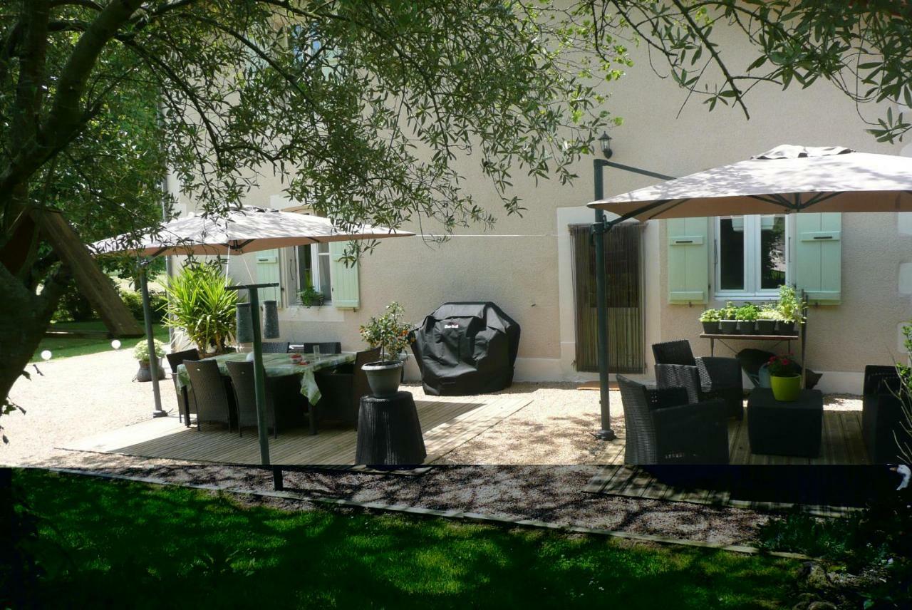 Domaine Serrot Saint-Elix-Theux Exterior photo